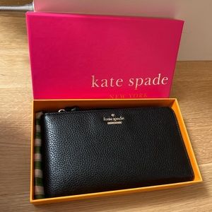 BRAND NEW kate spade wallet